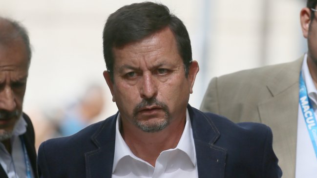 Alcalde de Macul es investigado por viaje a Perú mientras estaba con licencia médica