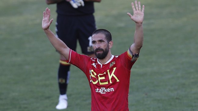 Gonzalo Villagra asumió como técnico interino de Unión Española