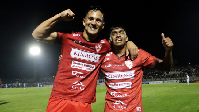 Copiapó venció a San Marcos en Arica y le arrebató el liderato del Ascenso