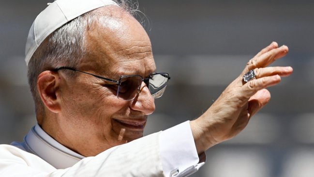 León XIV renovó su carnet peruano en El Vaticano