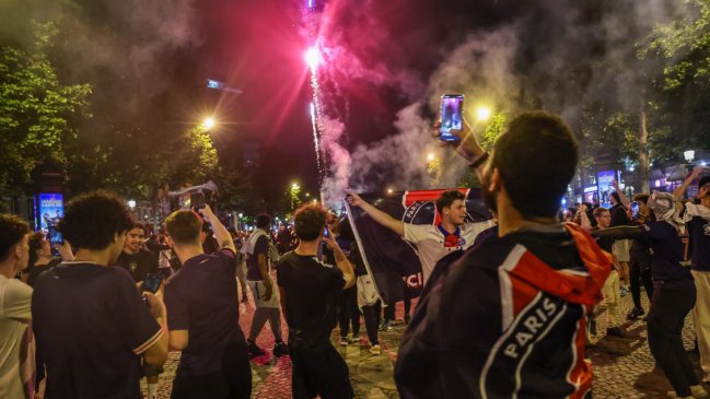Reportaron dos fallecidos tras las celebraciones de PSG en Francia