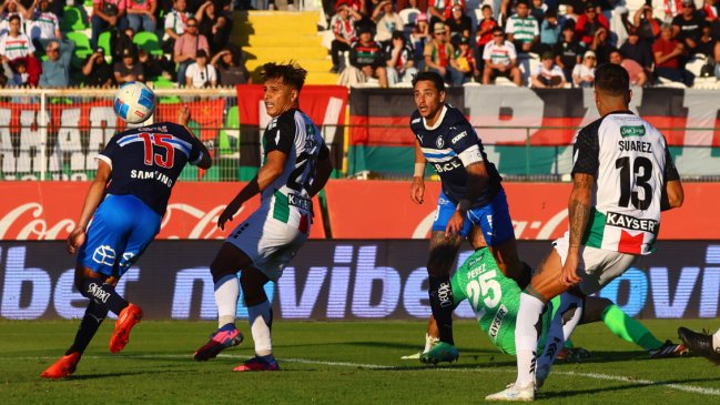 La UC consiguió un empate y amargó a Palestino en la Liga de Primera