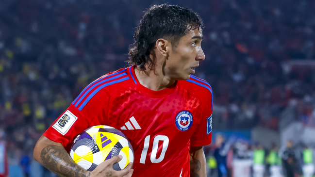 La Roja oficializó salidas de Cabral y Paulo Díaz de la nómina