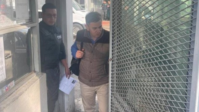 Caso manicure: Diputado Ojeda dejó la cárcel y empezó su arresto domiciliario