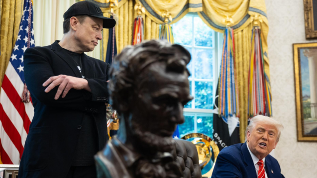 Murió la flor: Musk afirma que Trump figura en los archivos de Jeffrey Epstein