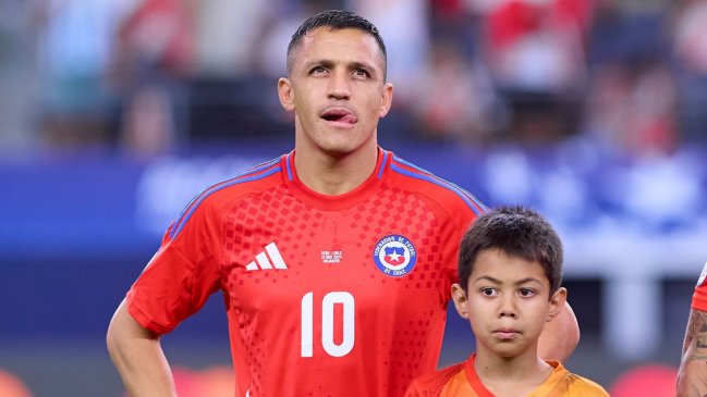 Alexis Sánchez volvió a vestir la Roja tras casi un año