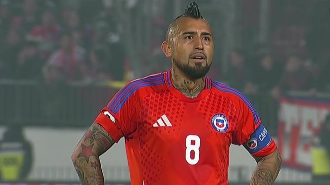 [VIDEO] Julián Alvarez abrió la cuenta para Argentina ante Chile con sutil definición