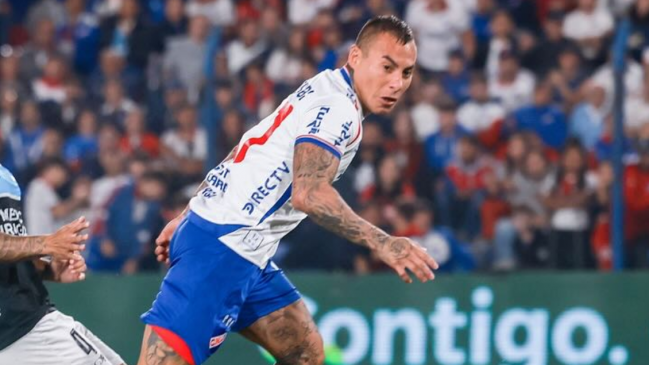 Dirigente de Nacional explicó los detalles a definir para la salida de Eduardo Vargas