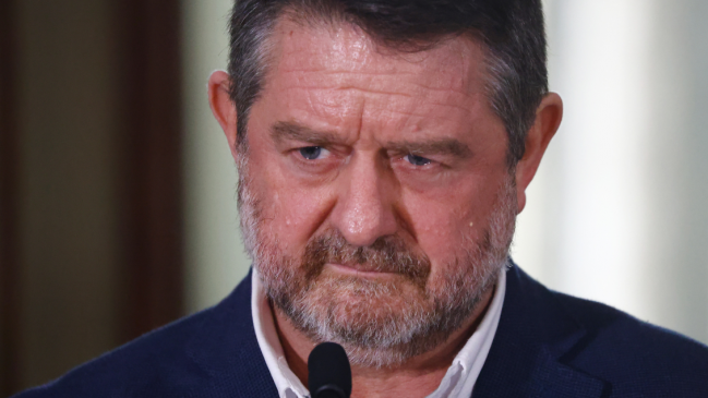 Chile Vamos se abre a pedir destitución de Orrego por informe de Contraloría