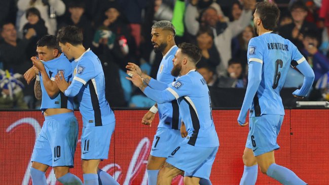 Uruguay de Bielsa frustró a Venezuela y encaminó su clasificación al Mundial
