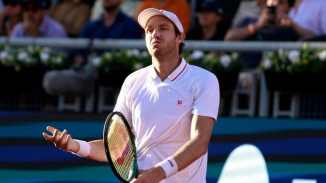 Nicolás Jarry chocó con el servicio de Opelka y se despidió de 's-Hertogenbosch