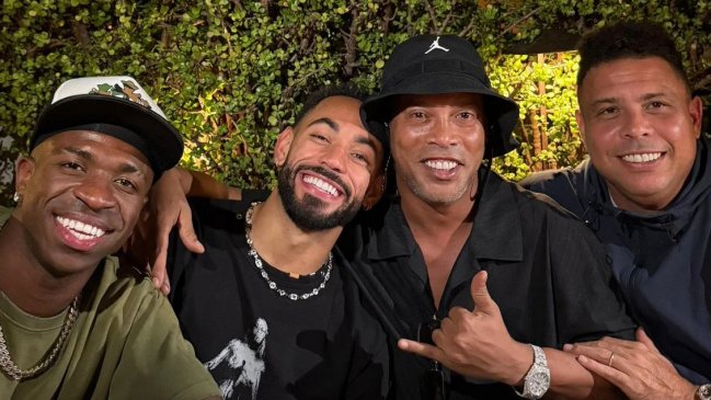 Junta de cracks: Ronaldinho, Ronaldo, Vinicius y Matheus Cunha compartieron viral encuentro