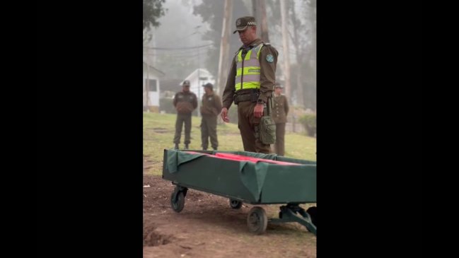 Con honores: viralizan emotivo funeral de perro de Carabineros