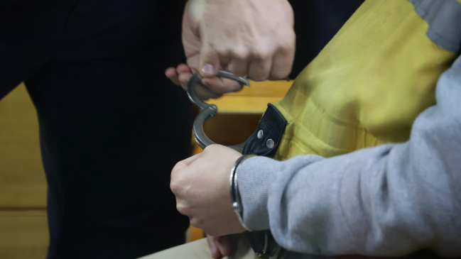 Un detenido por evadir fiscalización y disparar contra carabineros en La Pintana