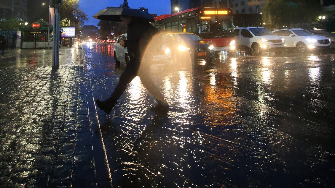 Las consecuencias del sistema frontal en el centro-sur del país