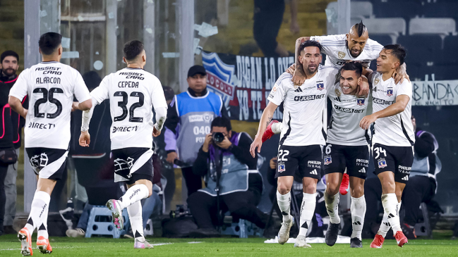 Colo Colo dejó de lado las turbulencias y se matriculó con una goleada ante Cobresal