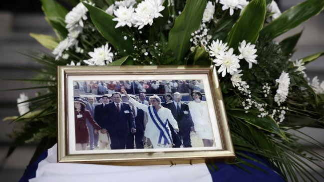 Expresidenta nicaragüense Violeta Chamorro fue sepultada en Costa Rica