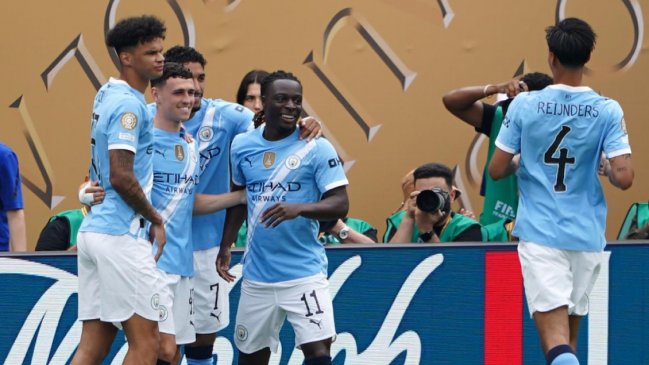 Manchester City celebró en su debut por el Mundial de Clubes