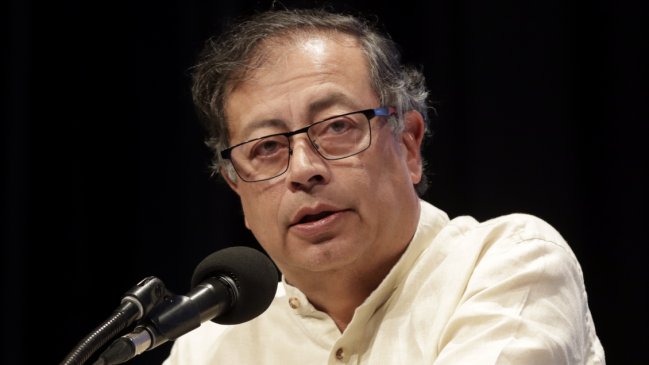 Colombia: Aprueban reforma laboral de Petro, que ahora propone una constituyente