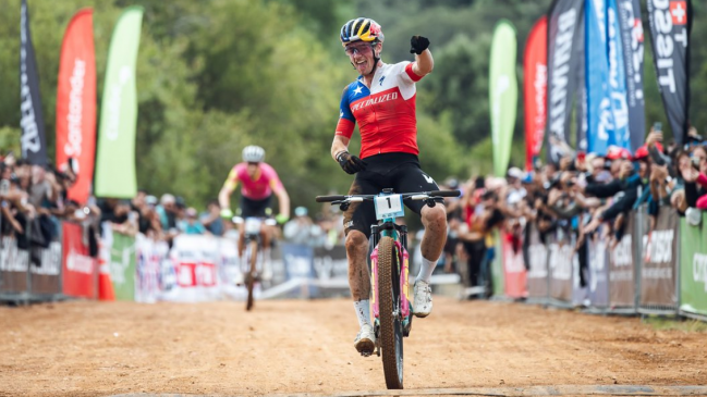 Vidaurre tras su victoria en Val di Sole: 