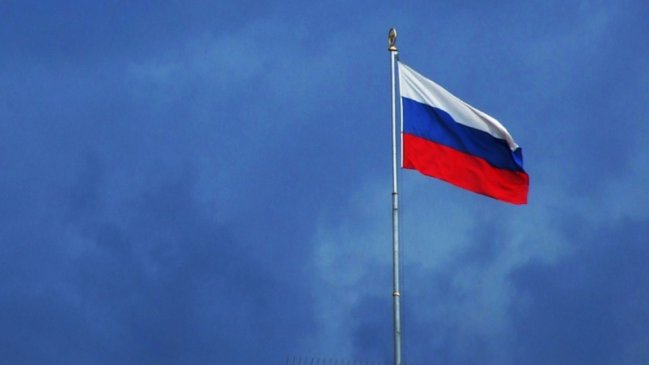 Tribunal ruso condenó a fotógrafo por traición, acusando regalo a periodista de EE.UU.