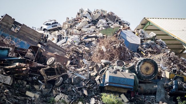 China lanzó campaña de tres años contra el vertido ilegal de residuos sólidos