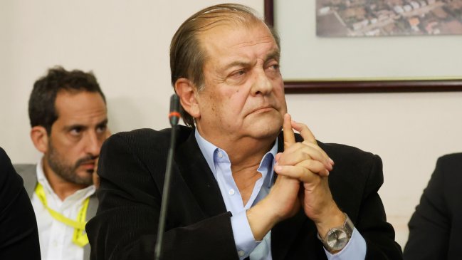 Francisco Vidal: Es relevante preservar TVN, porque está obligado por ley a ser plural