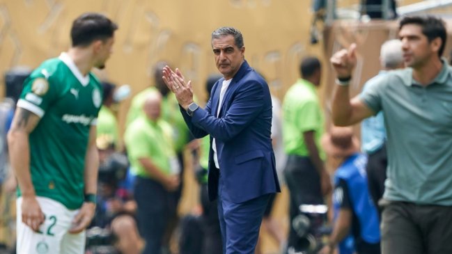 Renato Paiva dejó de ser el DT de Botafogo tras eliminación del Mundial de Clubes