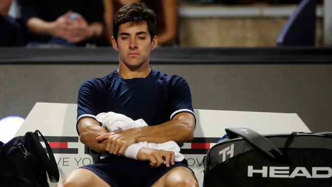 Partido entre Cristian Garin y Arthur Rinderknech en Wimbledon fue aplazado por falta de luz