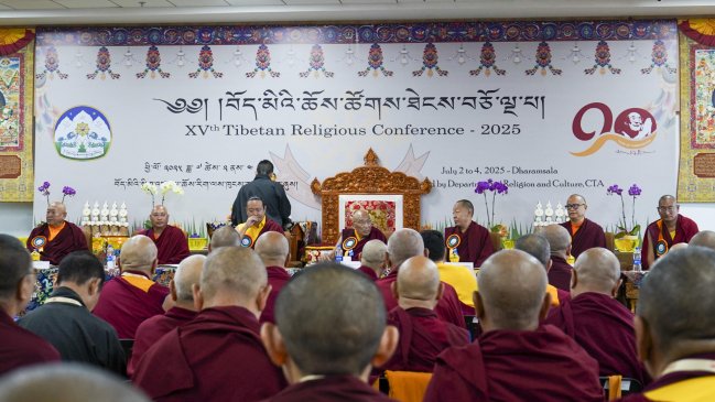 Dalái lama ordenó a la cúpula budista 