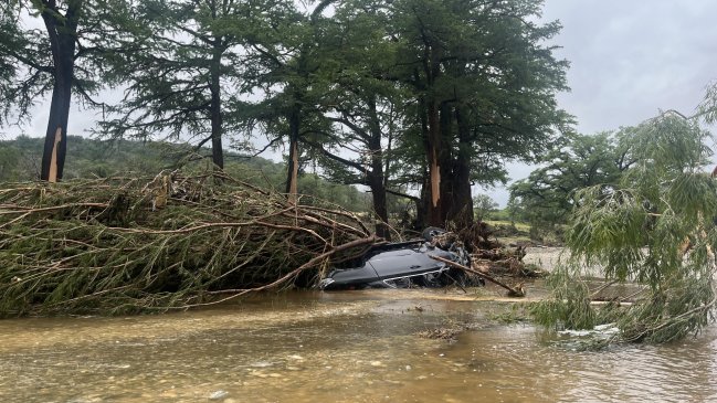 Texas: Aumentan a setenta los fallecidos tras inundaciones