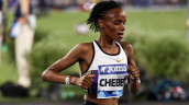 Beatrice Chebet rompió la barrera de los 14 minutos en 5.000 metros planos femeninos