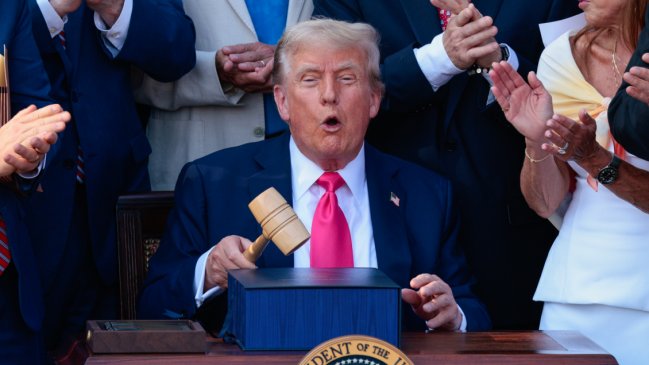 Trump impuso aranceles de hasta el 40% a Sudáfrica, Malasia y otros 10 países