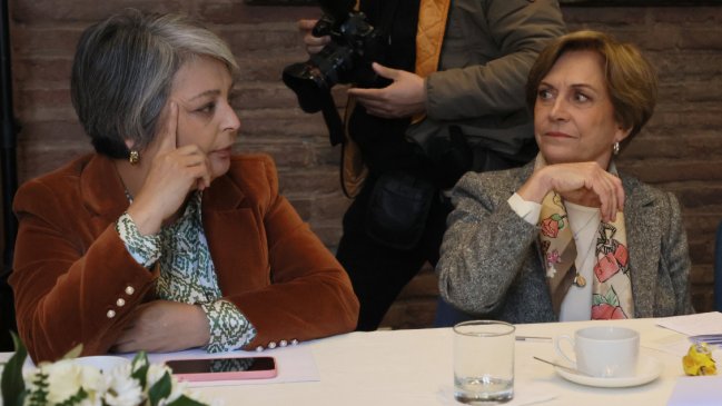 Hoffmann: Jara ha logrado conexión, pero Matthei tiene mejores propuestas