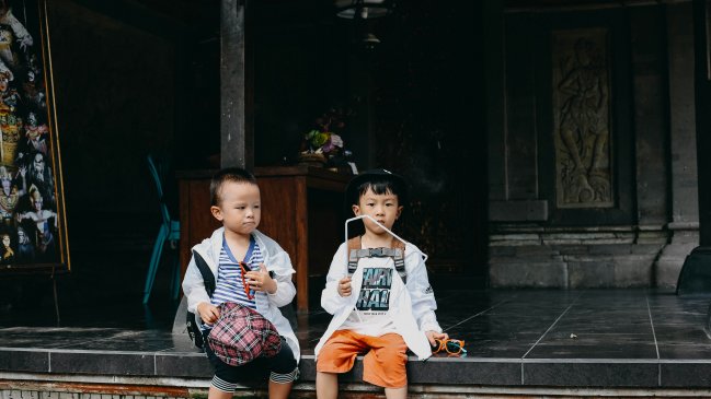 China lanza ambicioso plan de cuidado infantil para enfrentar su crisis demográfica