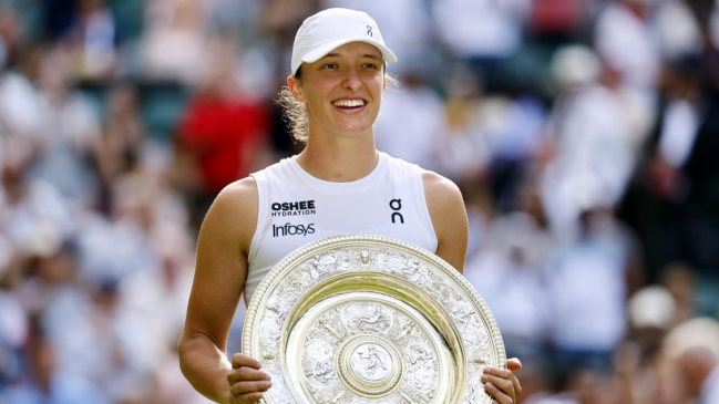 Iga Swiatek destrozó a Anisimova y conquistó su primer título de Wimbledon