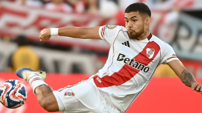 En Argentina descartaron salida de Paulo Díaz de River Plate
