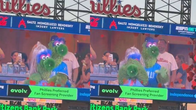 [VIDEO] Mascotas de un equipo recrearon la 