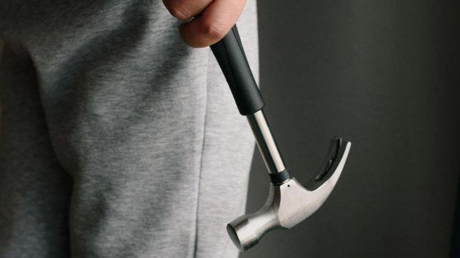 Sujetos armados con martillos protagonizaron violentos robos en la capital