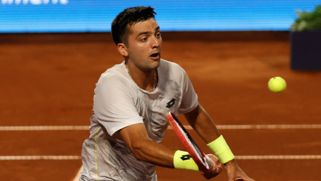 Tomás Barrios fue arrollado por Mariano Navone en la primera ronda del ATP 250 de Umag