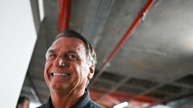 El Supremo advierte a Bolsonaro por violar restricciones judiciales y amenaza con prisión