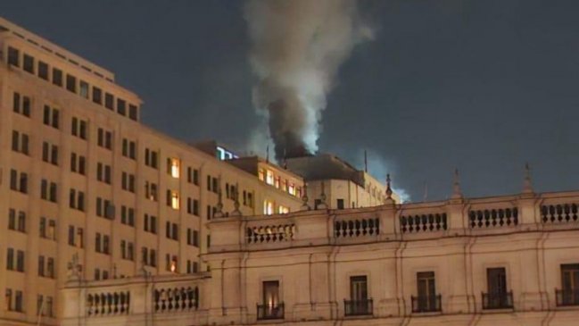 Incendio afecta al Ministerio de Hacienda