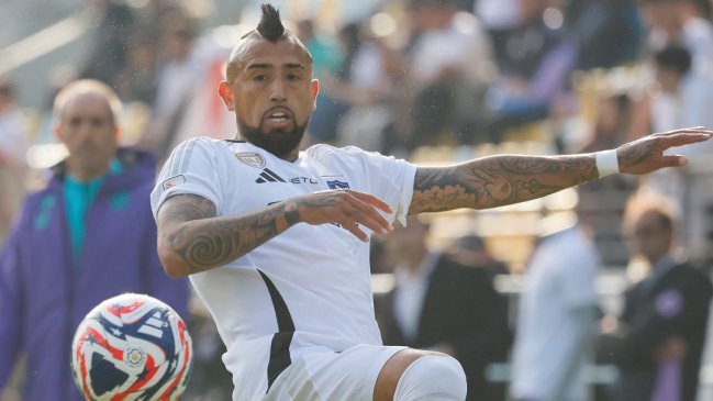 [VIDEO] Arturo Vidal erró una ocasión inmejorable ante Valladolid