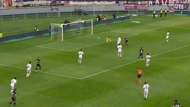 [VIDEO] Marcos André aprovechó el desorden de Colo Colo y abrió la cuenta para Valladolid