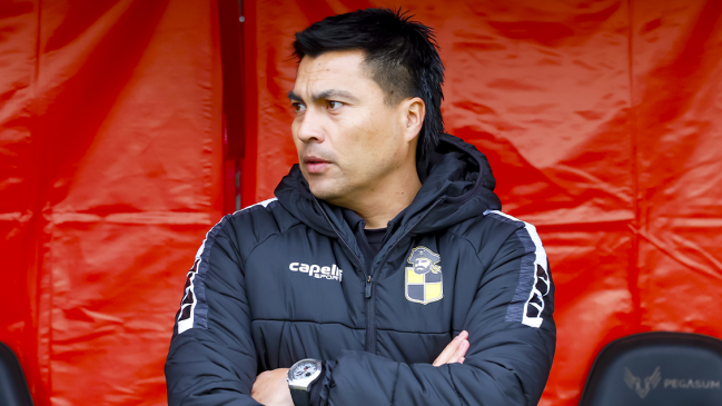 Esteban González fue cauto tras goleada de Coquimbo a la UC: Nadie sale campeón en esta fecha