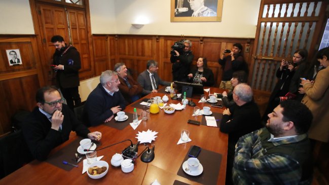 Negociadores fijaron criterios para la lista parlamentaria única desde la DC hasta el PC y FA