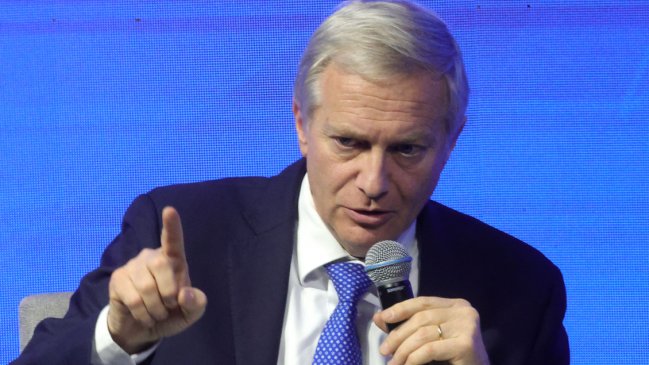 Kast dio por superado impasse con Matthei: Los problemas de Chile son demasiado grandes