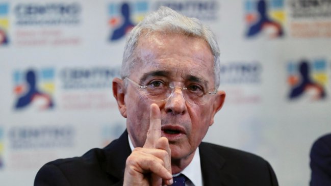 Álvaro Uribe denuncia un sesgo por parte de la jueza que lo condenó