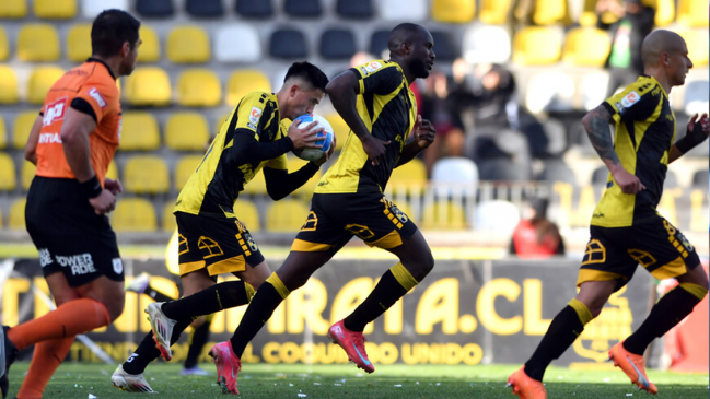 [VIDEOS] Waterman y Johansen anotaron para darle la remontada a Coquimbo ante Limache