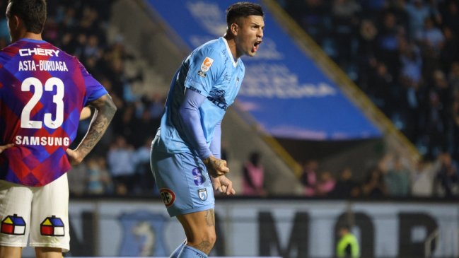 [VIDEO] Steffan Pinto ganó de aire y marcó el empate de Iquique ante la UC
